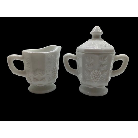Westmoreland Paneled Grape Pattern Creamer and Covered Sugar Bowl - Picture 1 of 12